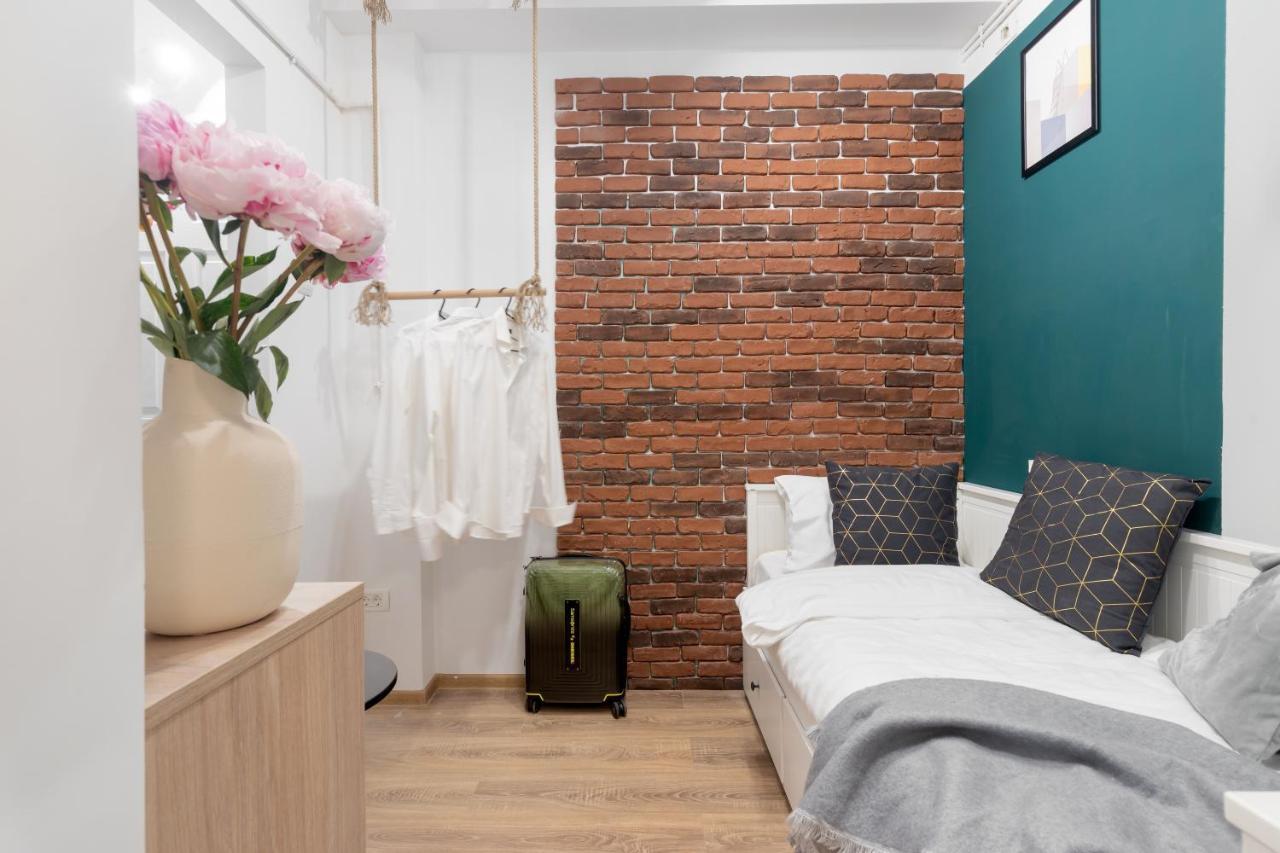 Ultra Central, 15 Sqm Studio By Urbanesq Bucharest Exterior photo